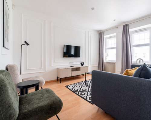 Antique style Apartment with Iconic Views